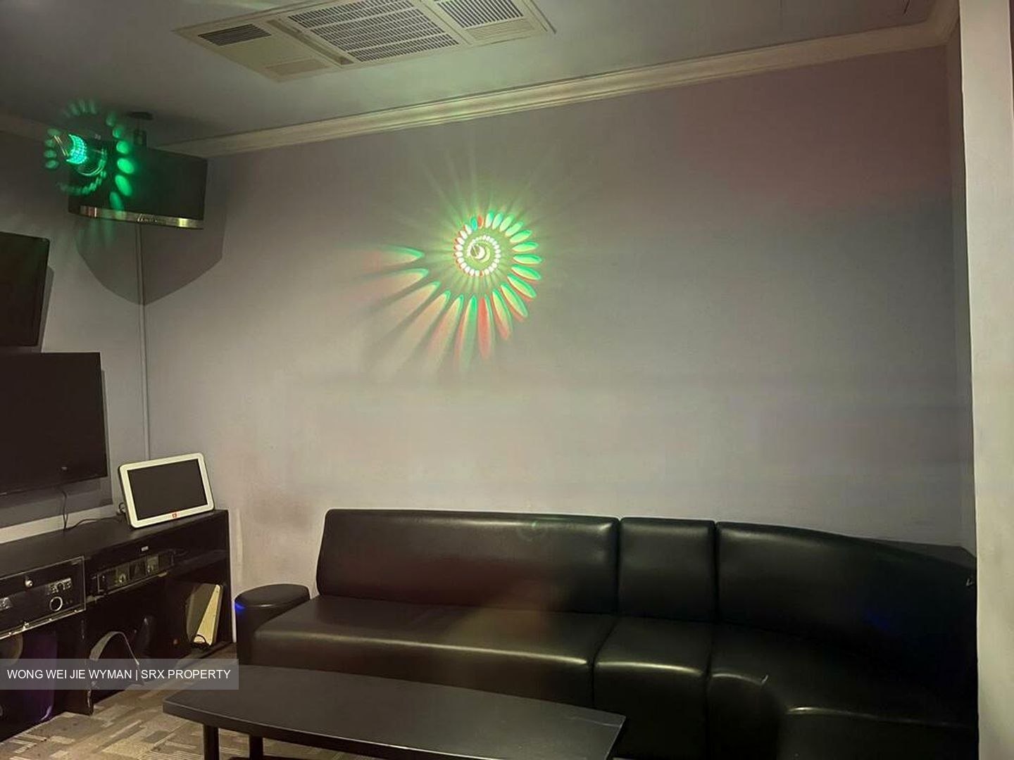 Teo Hong Road (D2), Retail #473075351